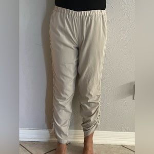 Chicos Sz 0 X 28 Tan Pull On Drawstring Ankle 100% Polyester Crop